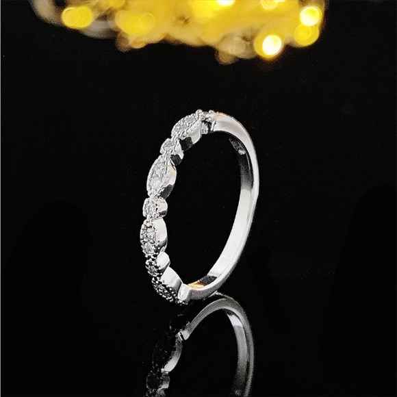 New 935 Silver Twist Fashion Promise Eternity Band Wedding Ring - Picture 2 of 4